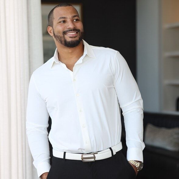Land Listing Agent Photo