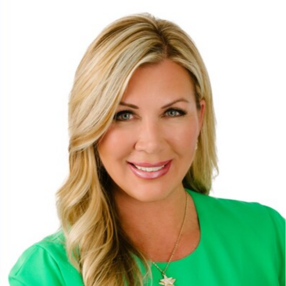 Land Listing Agent Photo