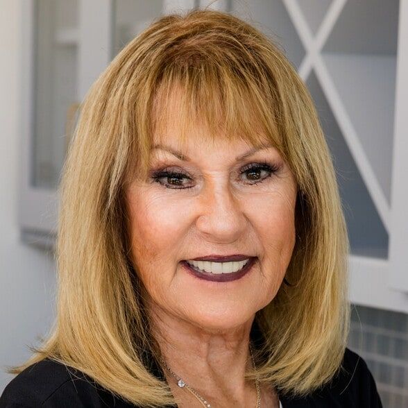 Land Listing Agent Photo