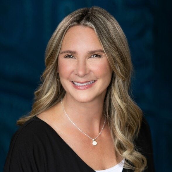 Land Listing Agent Photo