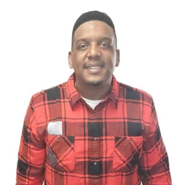 Land Listing Agent Photo