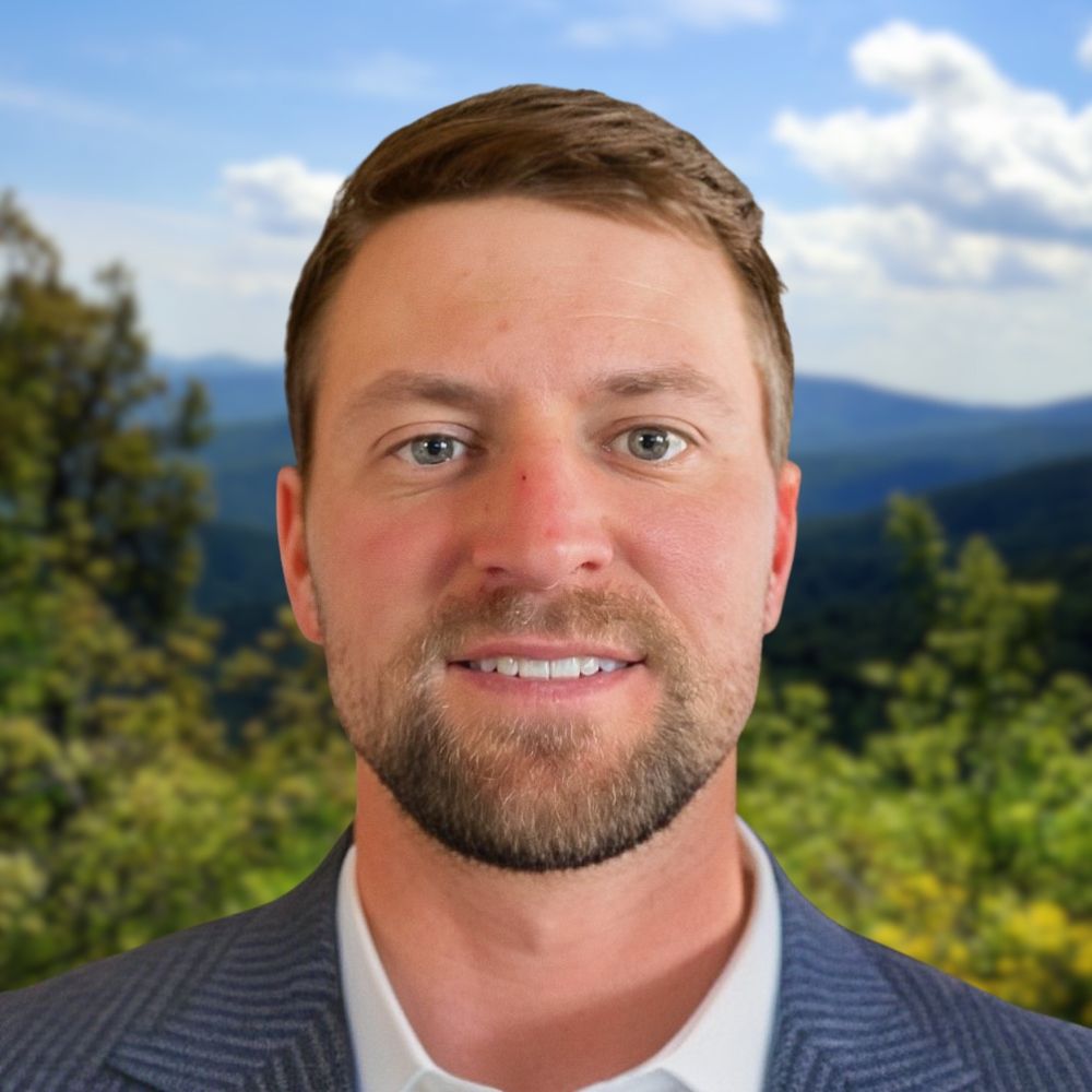 Land Listing Agent Photo