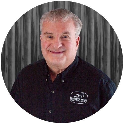 Land Listing Agent Photo