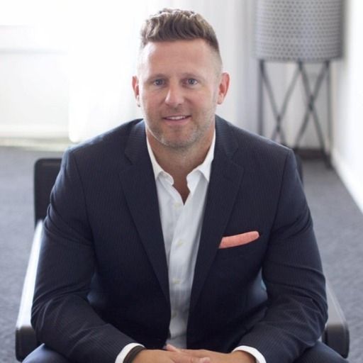 Land Listing Agent Photo