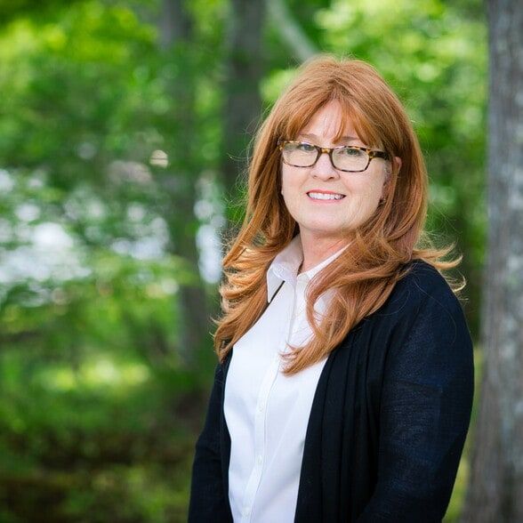 Land Listing Agent Photo