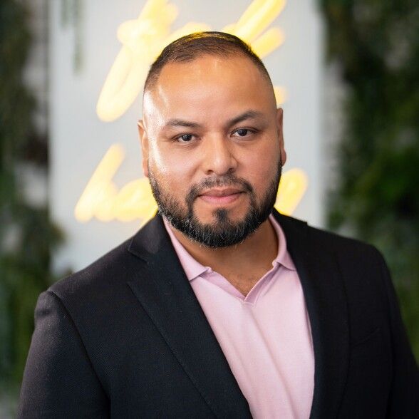 Land Listing Agent Photo