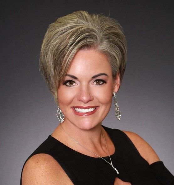 Land Listing Agent Photo