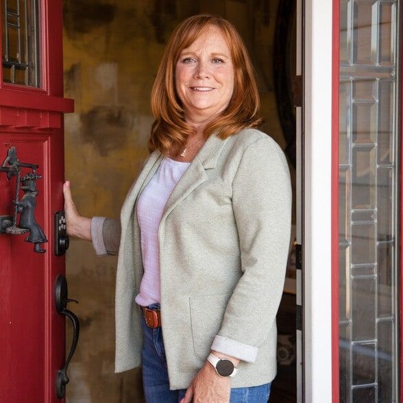 Land Listing Agent Photo