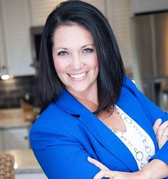 Land Listing Agent Photo