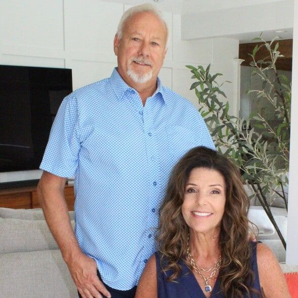 Land Listing Agent Photo