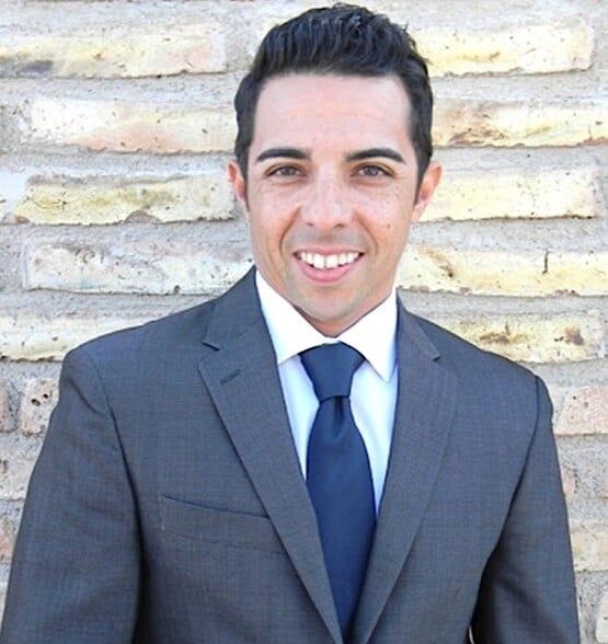 Land Listing Agent Photo