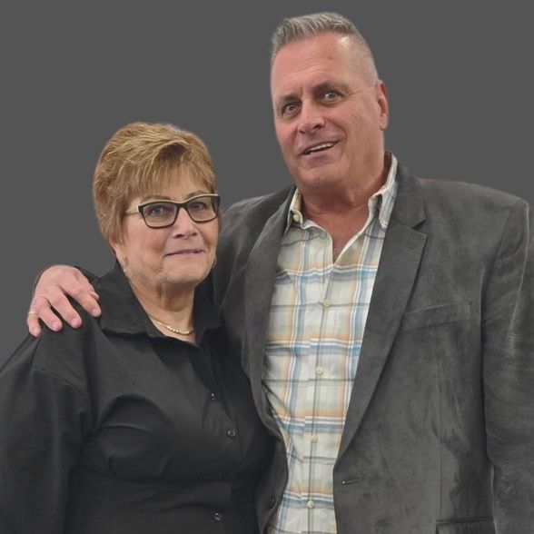 Land Listing Agent Photo