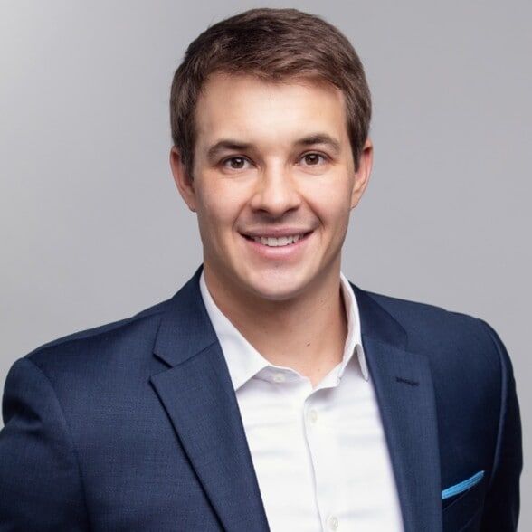 Land Listing Agent Photo