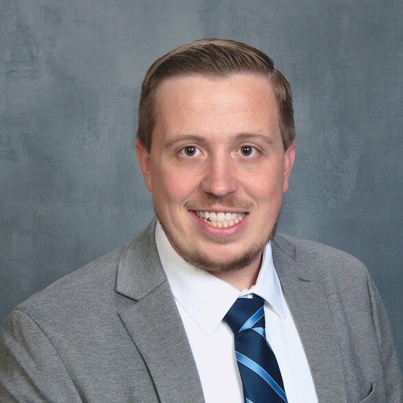 Land Listing Agent Photo