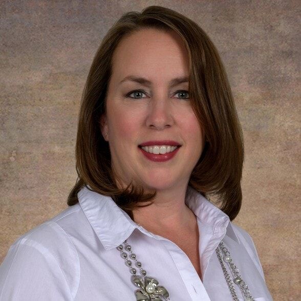 Land Listing Agent Photo