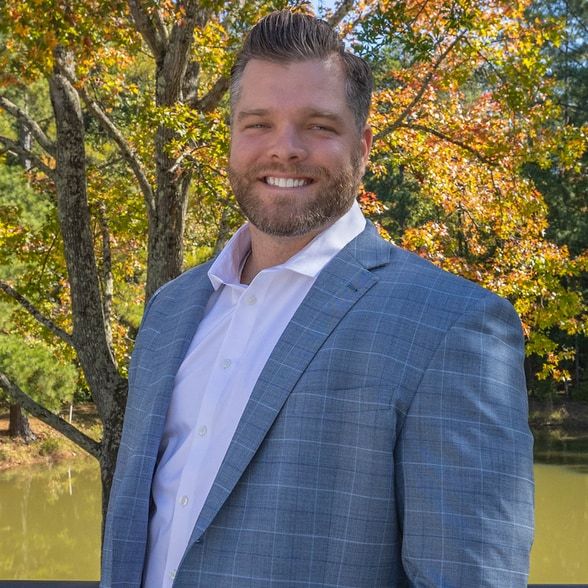 Land Listing Agent Photo