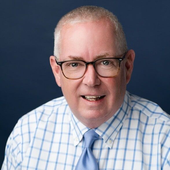 Land Listing Agent Photo
