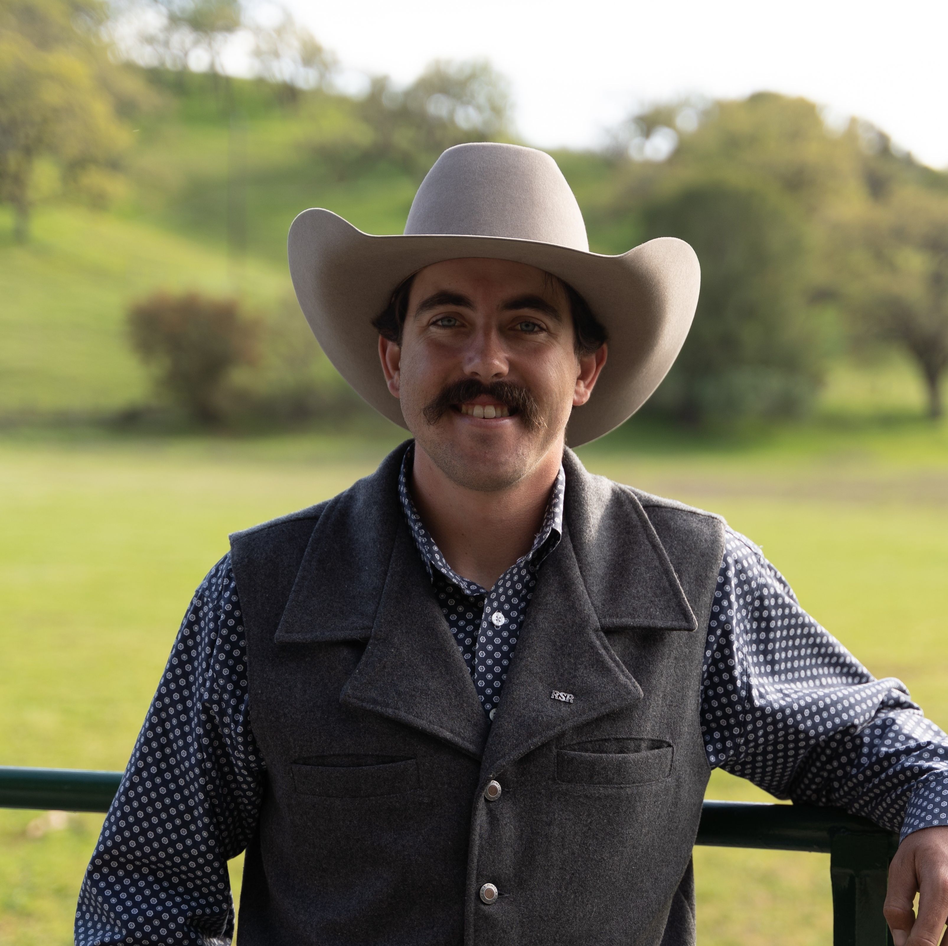 Land Listing Agent Photo