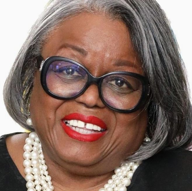 Land Listing Agent Photo