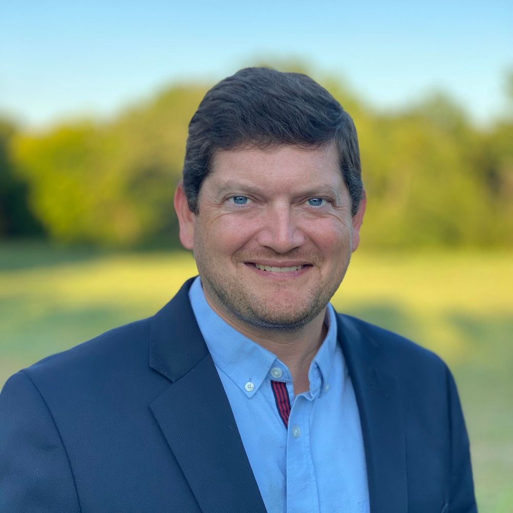 Land Listing Agent Photo