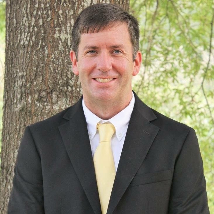 Land Listing Agent Photo