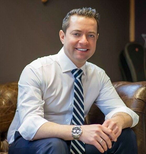 Land Listing Agent Photo