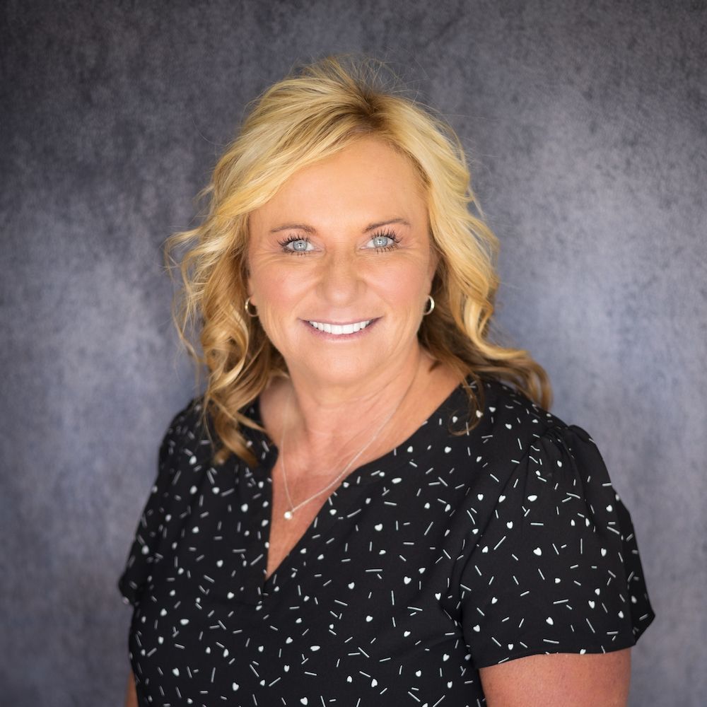 Land Listing Agent Photo