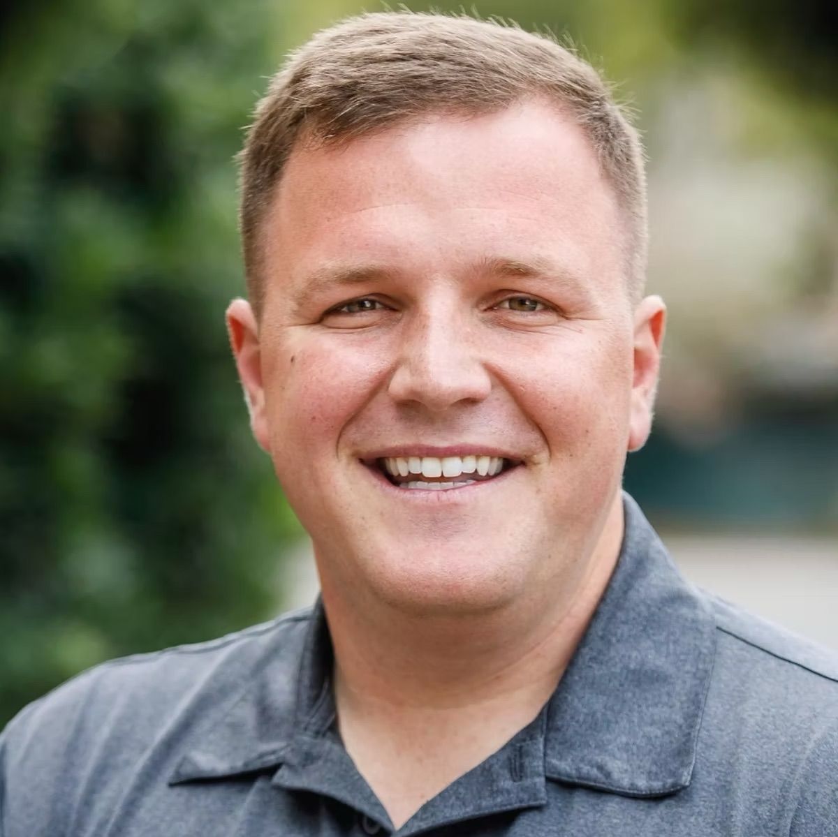 Land Listing Agent Photo