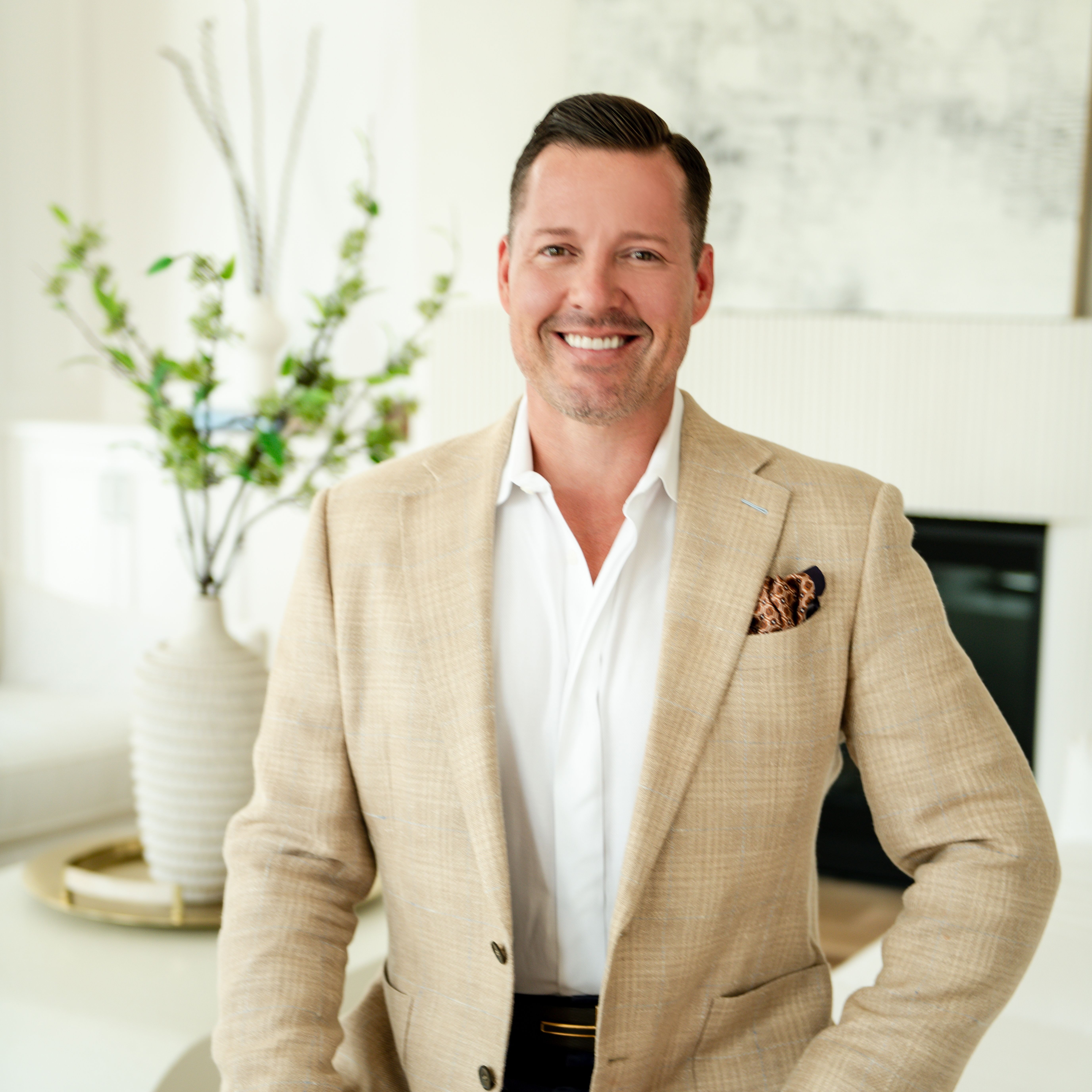 Land Listing Agent Photo