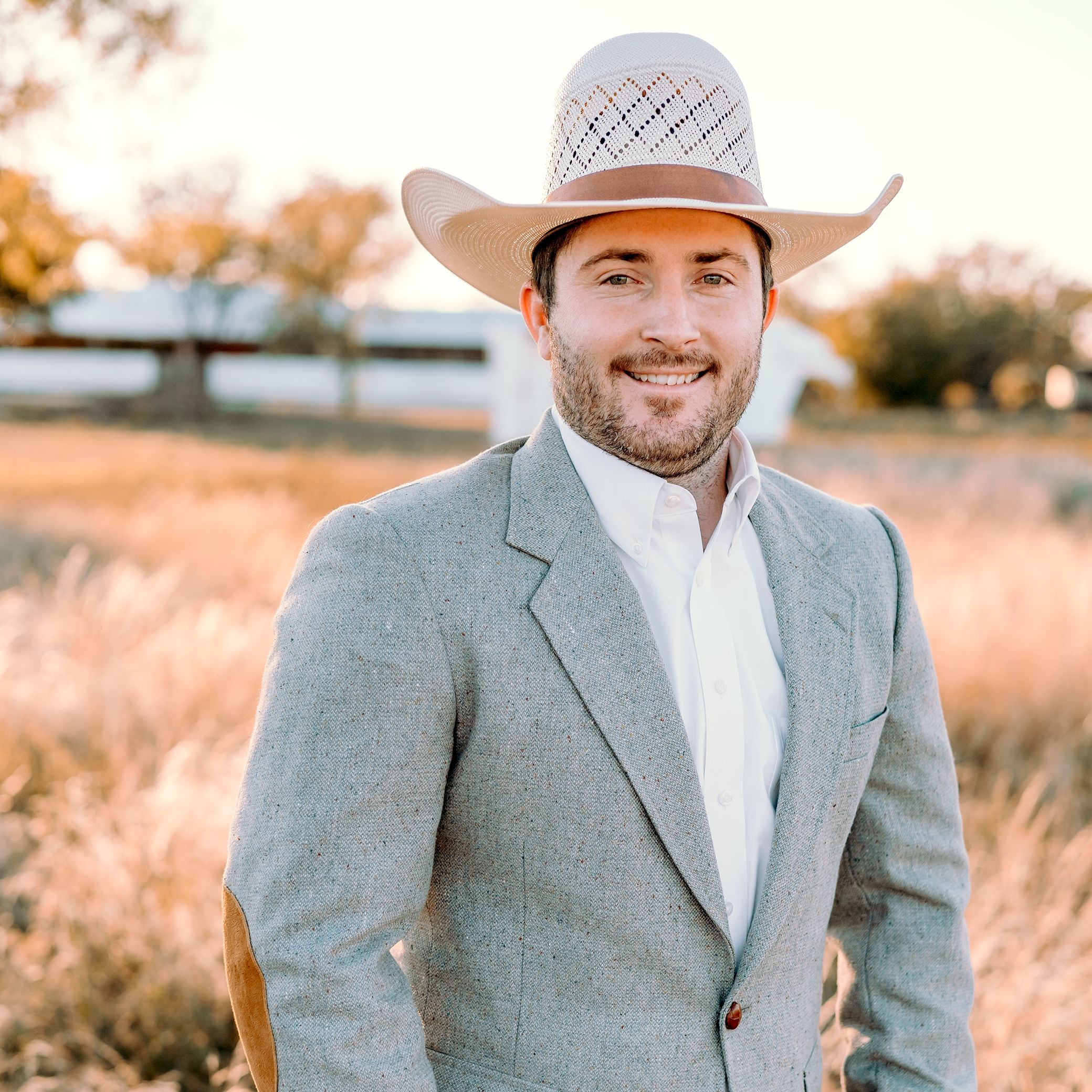 Land Listing Agent Photo