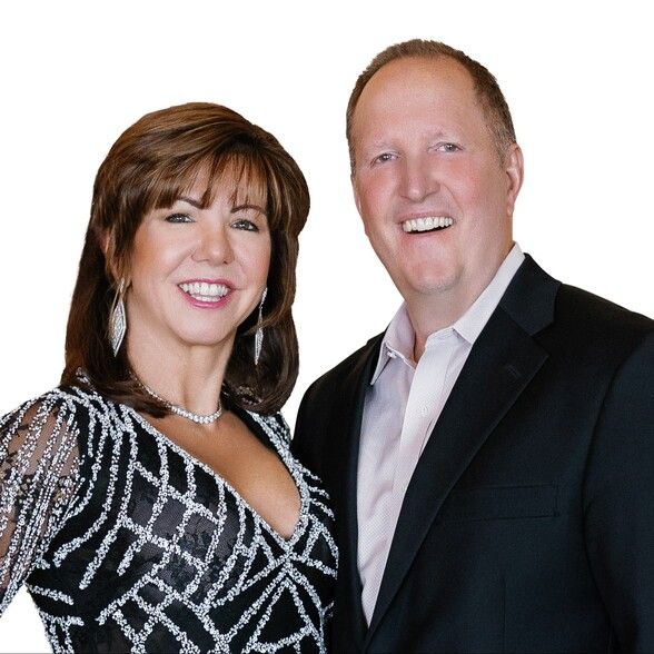 Land Listing Agent Photo