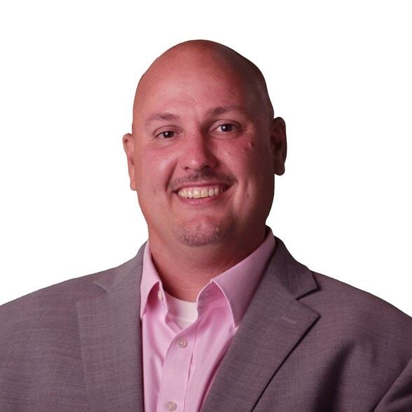 Land Listing Agent Photo