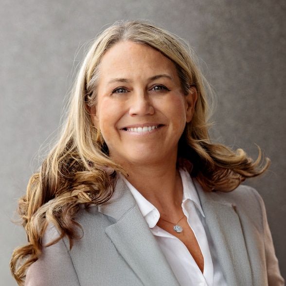 Land Listing Agent Photo