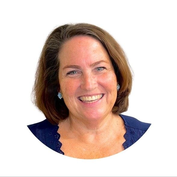 Land Listing Agent Photo