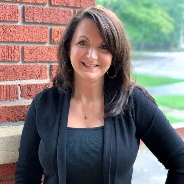 Land Listing Agent Photo