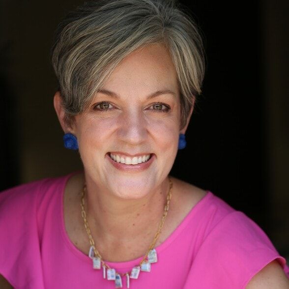 Land Listing Agent Photo