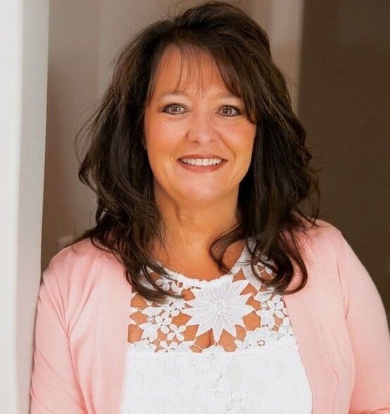 Land Listing Agent Photo