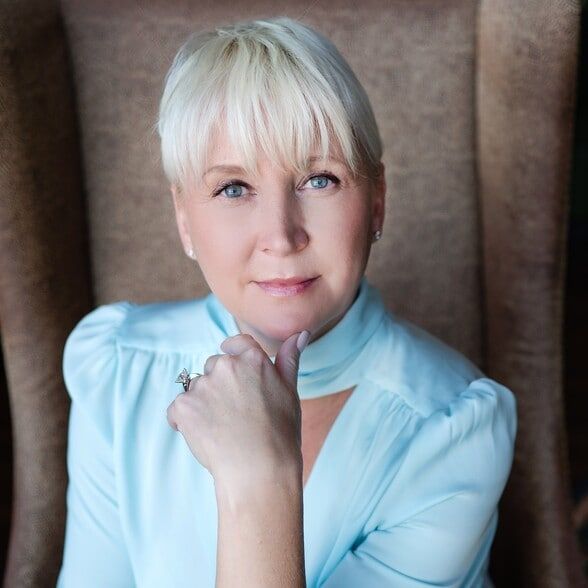 Land Listing Agent Photo