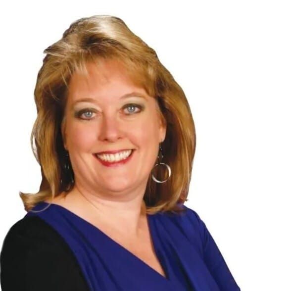 Land Listing Agent Photo