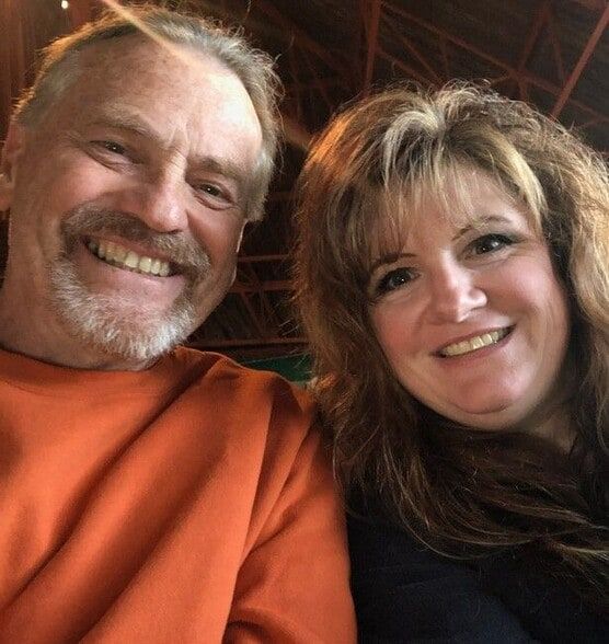 Land Listing Agent Photo