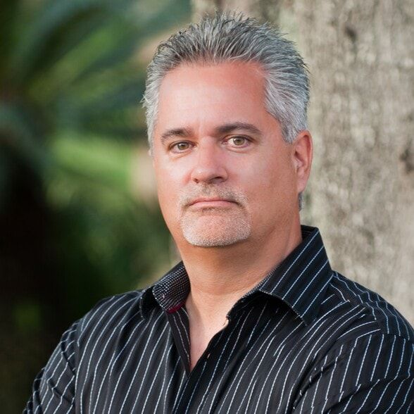Land Listing Agent Photo