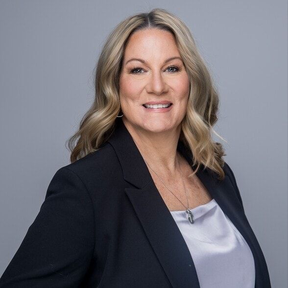 Land Listing Agent Photo