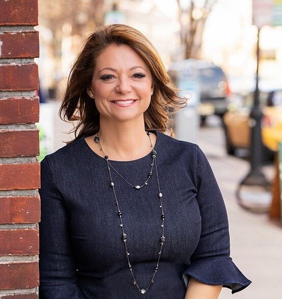 Land Listing Agent Photo