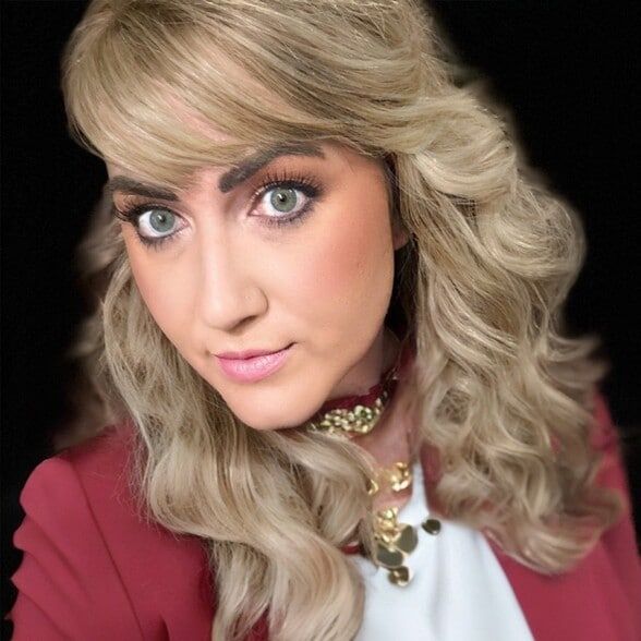 Land Listing Agent Photo