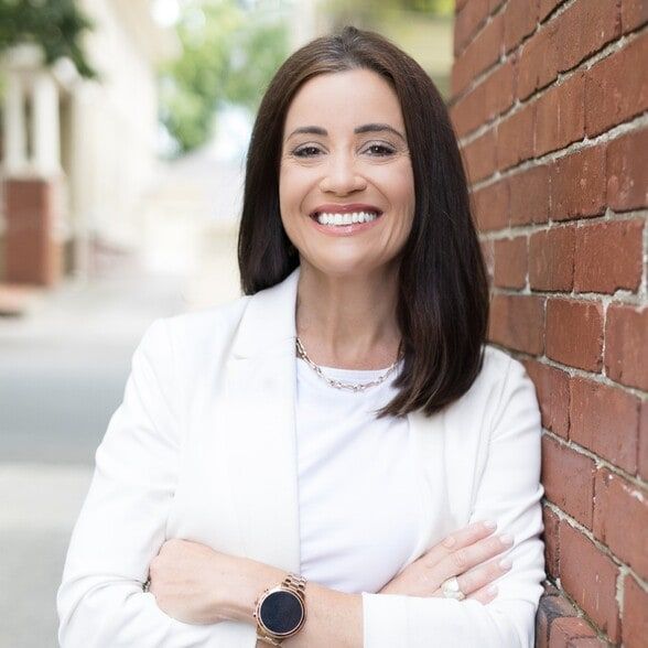 Land Listing Agent Photo