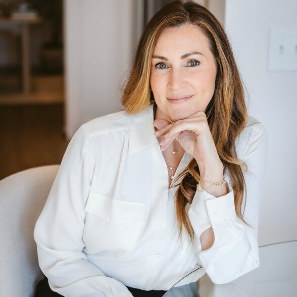 Land Listing Agent Photo