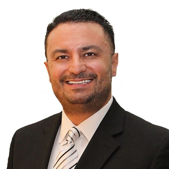 Land Listing Agent Photo