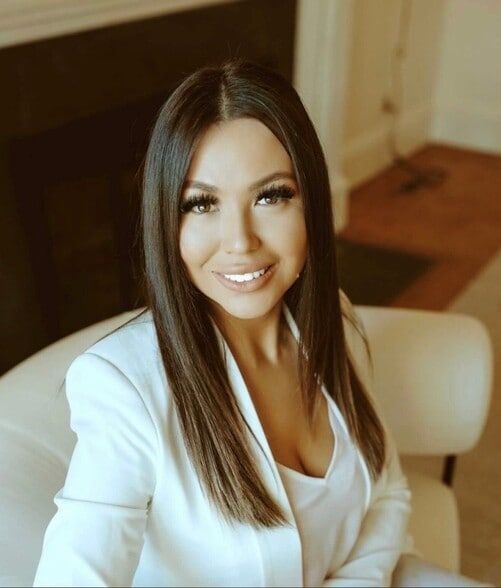 Land Listing Agent Photo