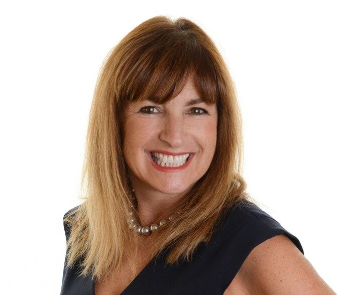 Land Listing Agent Photo