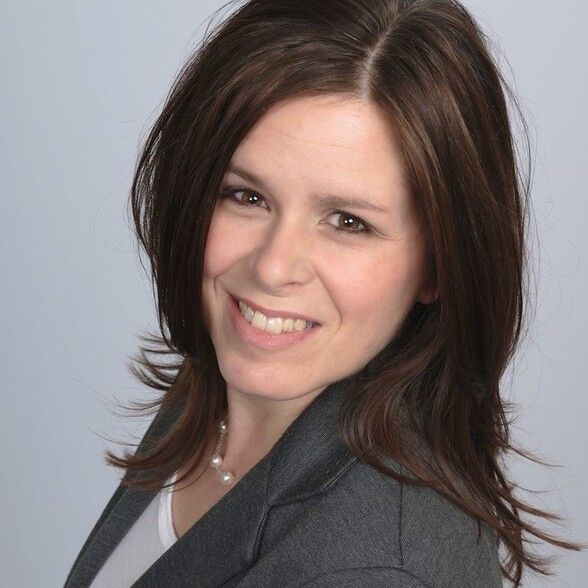 Land Listing Agent Photo